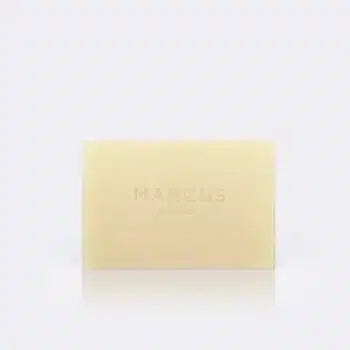 NU, le savon surgras Marcus fabriqué à la main sur l’Île de Groix, sans huiles essentielles, idéal pour toute la famille.
