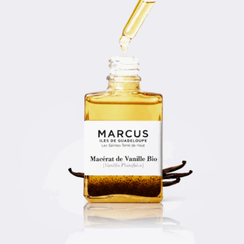 Flacon ouvert Macérat de Vanille Bio Vanilla Planifolia Marcus Île de Groix - Huile de soin naturelle et artisanale des Îles de Guadeloupe